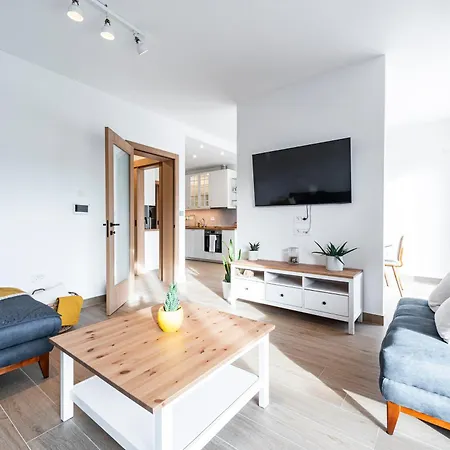 Novi Sad's Quiet Quarters Apartment *
