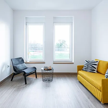 Novi Sad's Quiet Quarters Apartment