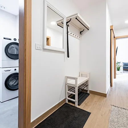 Novi Sad's Quiet Quarters Apartment *