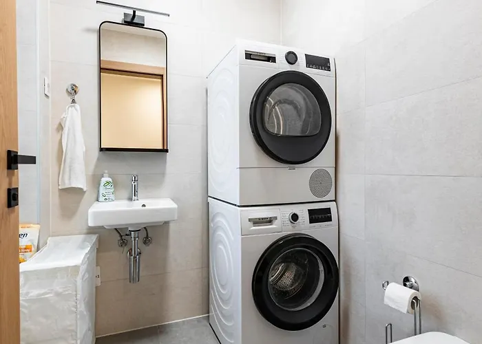 Novi Sad's Quiet Quarters Apartman *